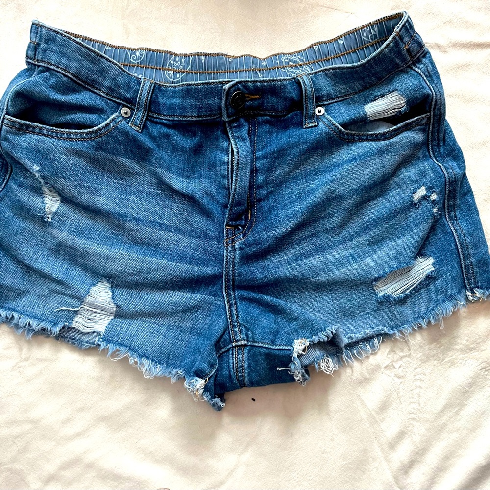 Aerie jean shorts size medium elastic in back of waist